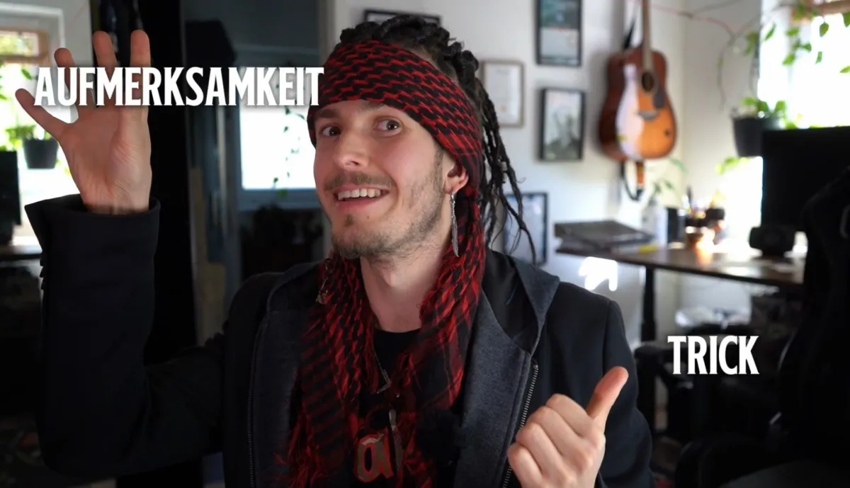 Party Magic Kurs Screenshot – MARV erklärt Aufmerksamkeit und Trick